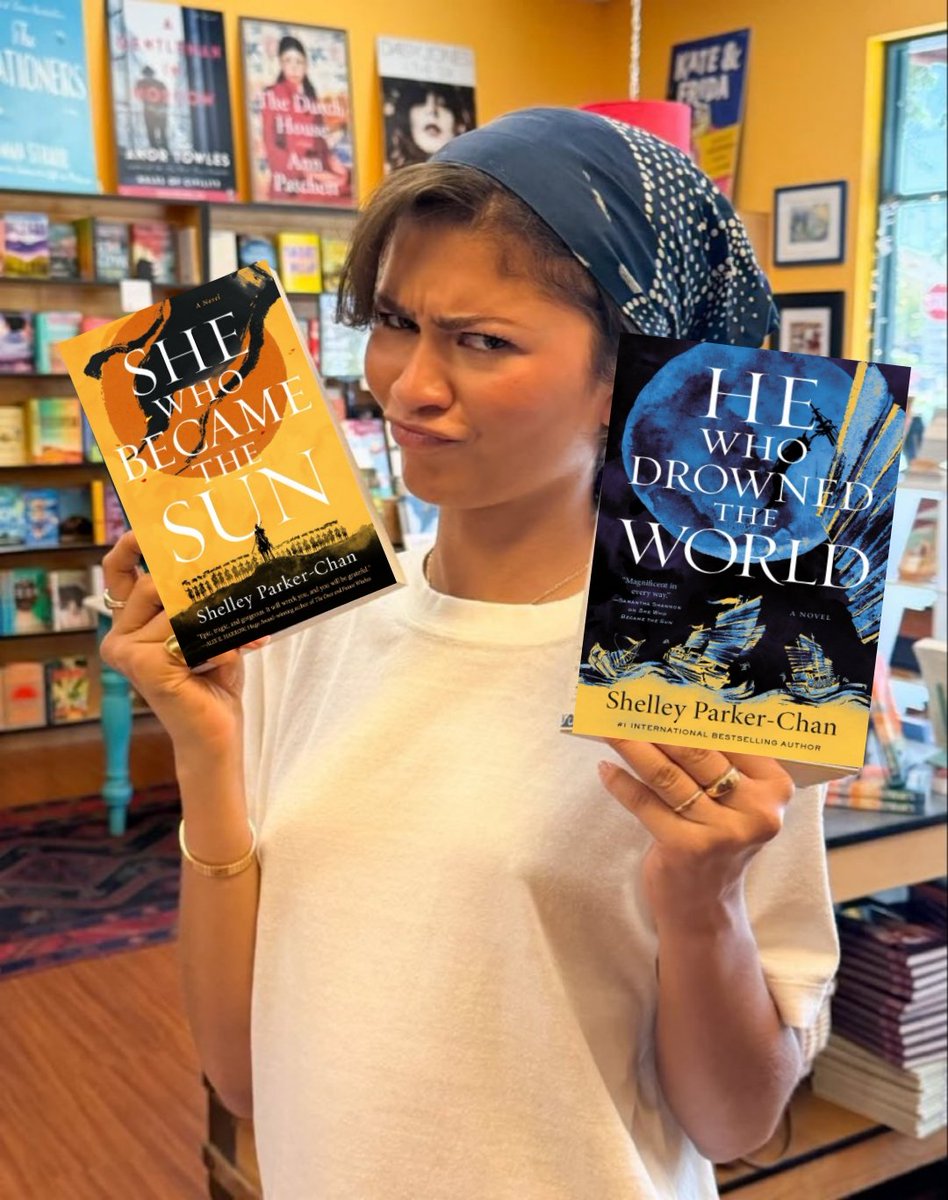 breessoka's tweet photo. graphic design is my passion, favorite books edition https://t.co/i6Gs41a9wR
