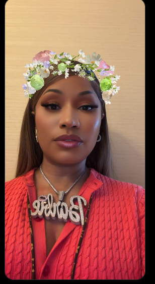 Tifalwaysontop's tweet photo. Happy Pink Friday!!!!!! #justiceforDemoree #freetorylanez #rocnationiscrumbling #29flop #Lacez #blockinc #saveunclenearest #fauciilied #barbzFBIDivision #stilltheliterateQueen https://t.co/xmemlUdHDx