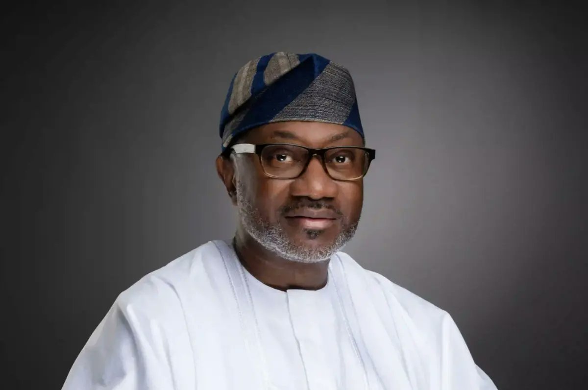 NigeriaStories's tweet photo. BREAKING: Femi Otedola invests fresh N18.1 billion in First HoldCo, raises stake to 26.1% https://t.co/HpQ1aUYdjG