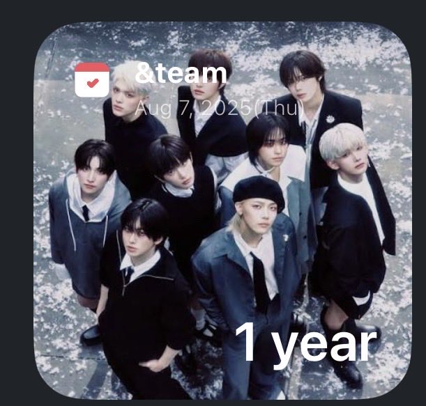 eternalsonas's tweet photo. one year of me being a luné I’m so glad I discovered and stan &amp;team🥹 https://t.co/tL2RNOU3Bp