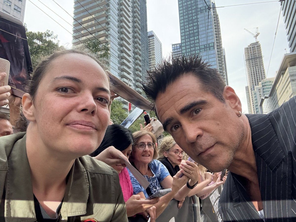 AshSmart's tweet photo. With the Handsome Colin Farrell at TIFF 50 for his movie Ballad of a Small Player
I’ve wanted to meet him for so long; one of my favourite actors
#ColinFarrell #BalladOfASmallPlayer #TIFF #TIFF50 #Throwback https://t.co/YrHvh2KLkV