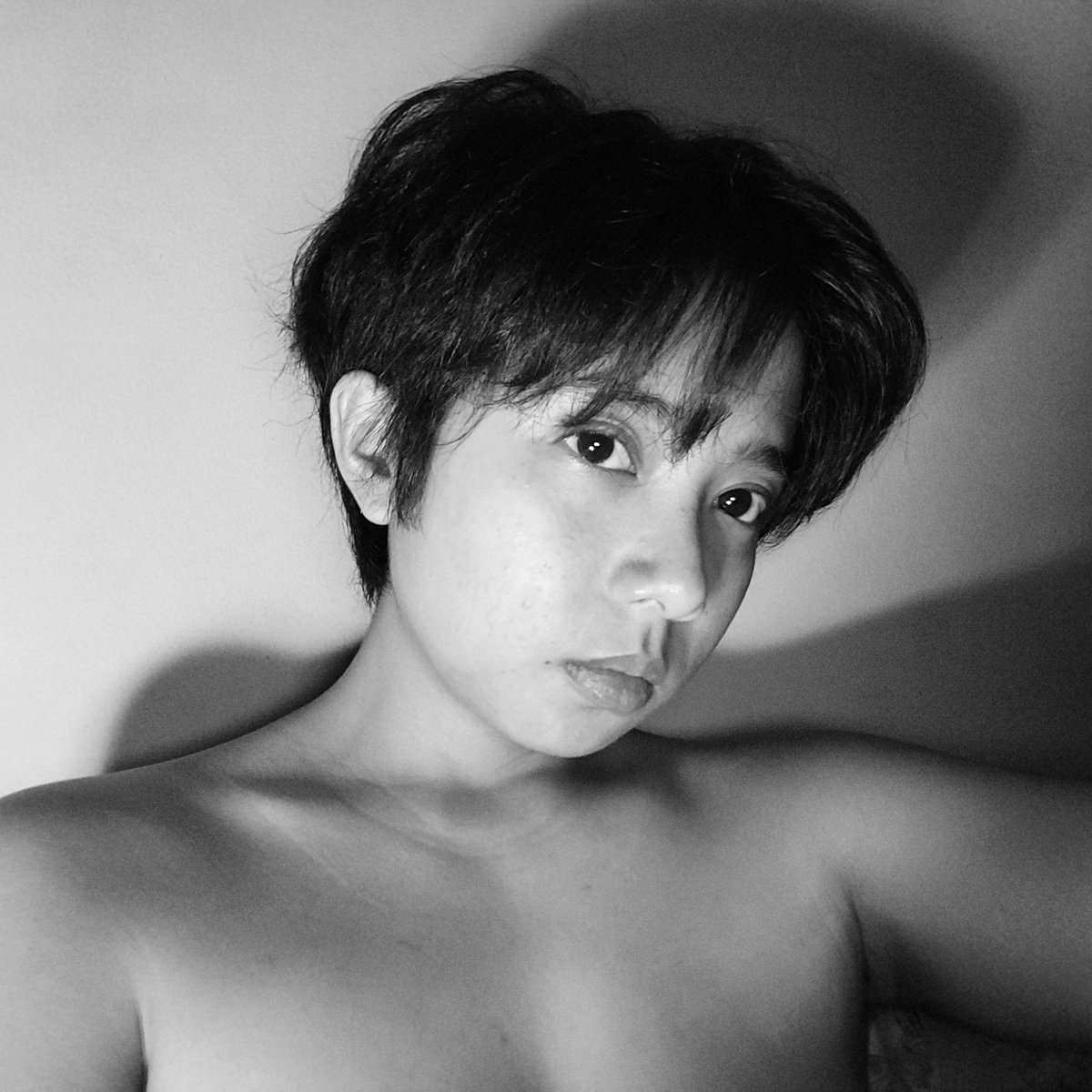 poutyerim_'s tweet photo. new hair who dis #potram https://t.co/o4sLcAD2pS