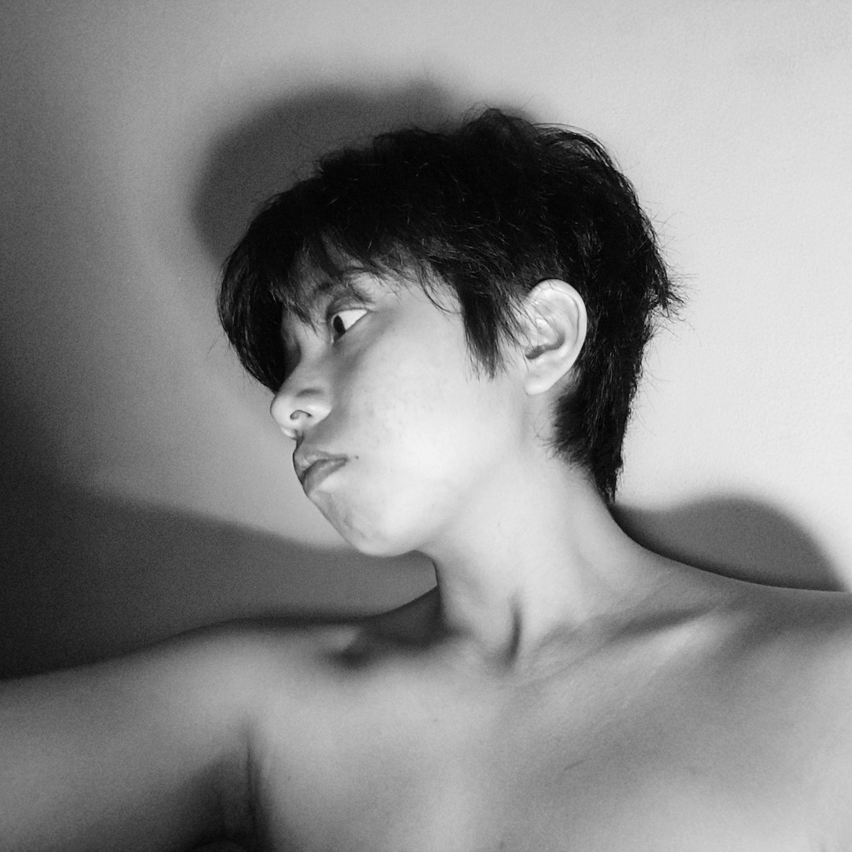 poutyerim_'s tweet photo. new hair who dis #potram https://t.co/o4sLcAD2pS