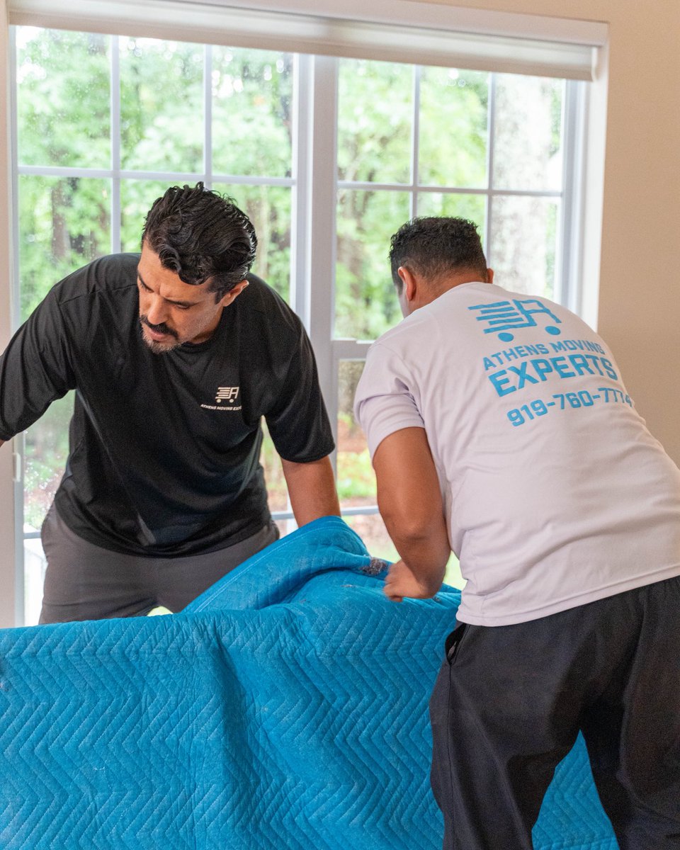AthensMovingExp's tweet photo. Our crews communicate, work together, and stay coordinated throughout the entire move. When everyone is on the same page, the job runs more efficiently and your belongings are handled with the care they deserve.

That’s the AME standard. https://t.co/qpsiWCwjkJ