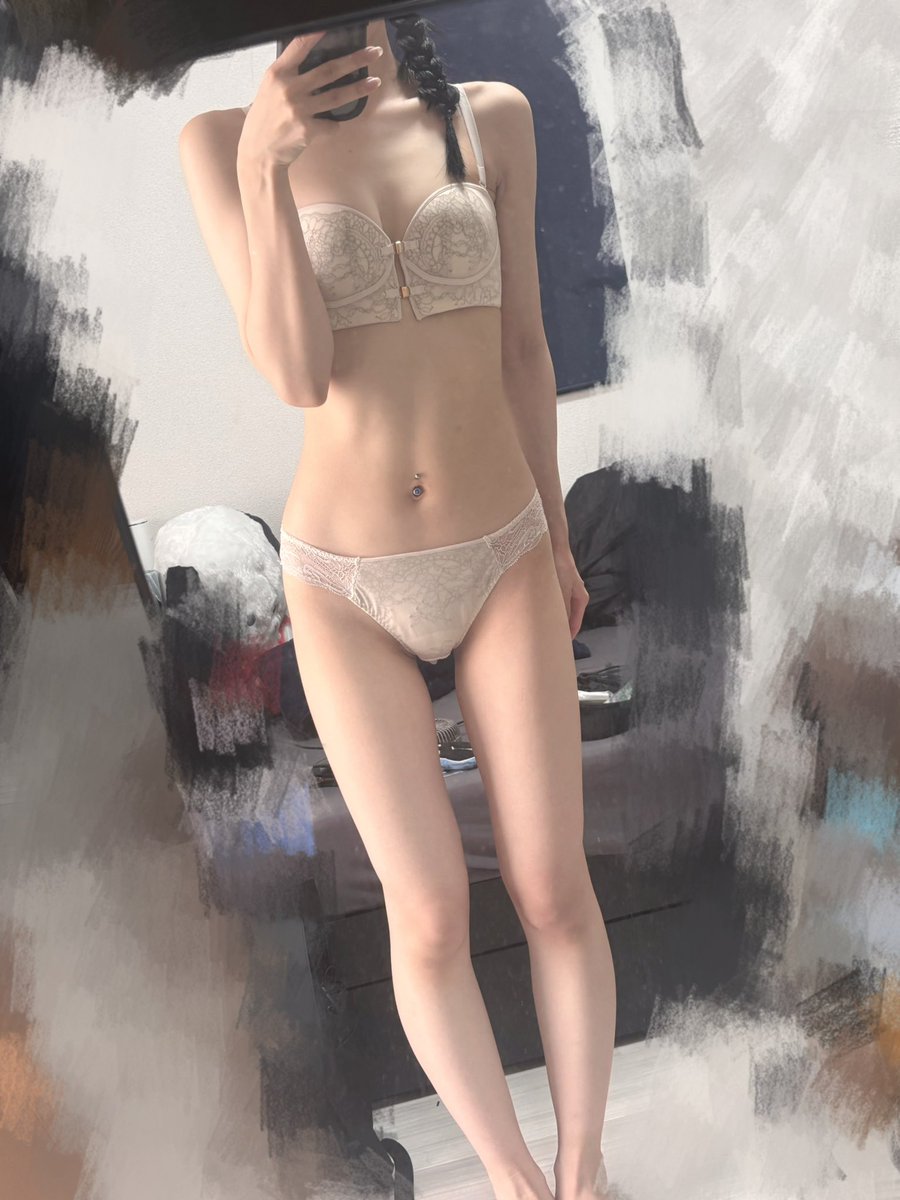 uuu__tyan's tweet photo. もれてる https://t.co/AY0xJUDEmS