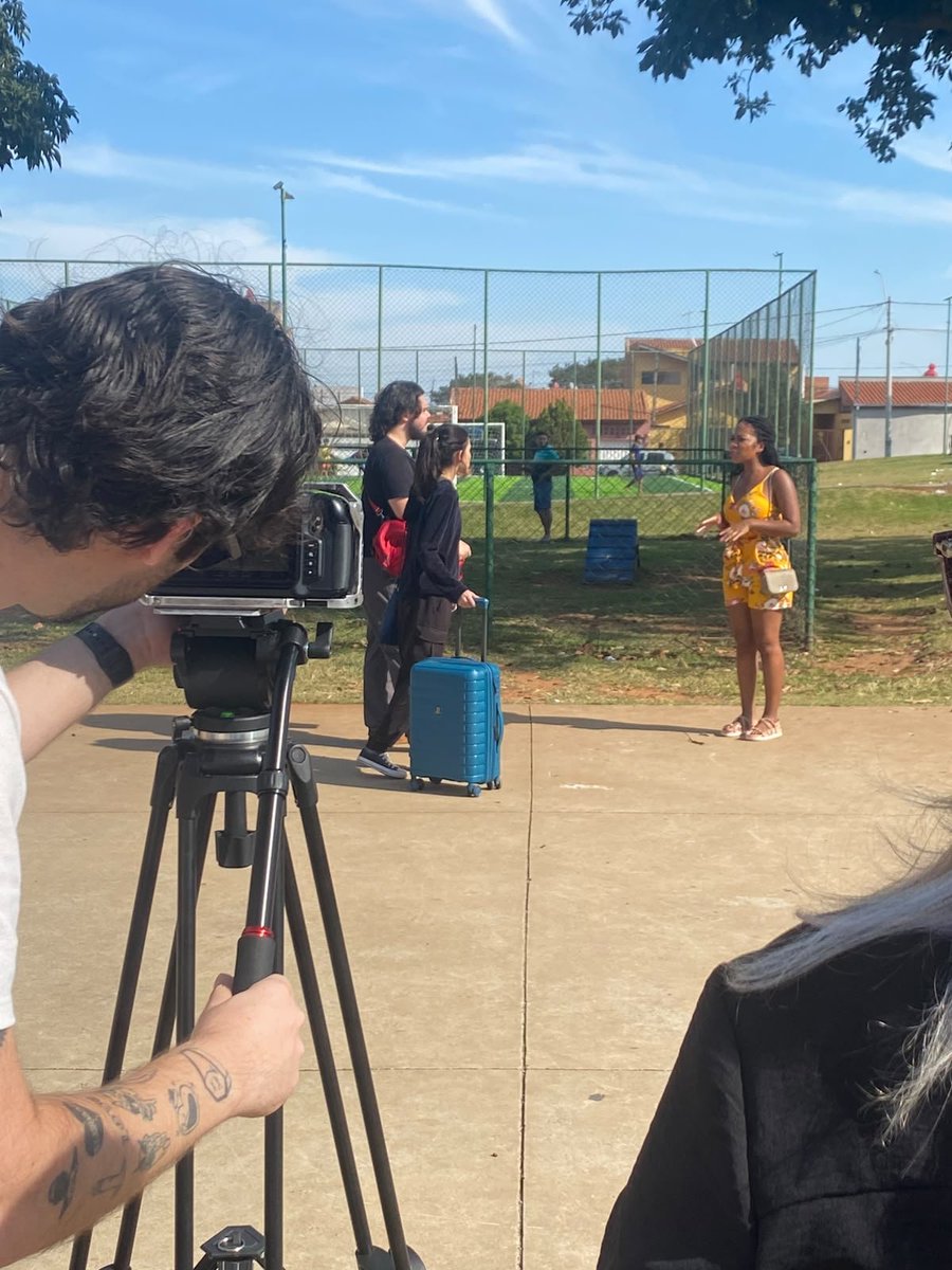 monaadesousa's tweet photo. Gravando 📽🎬 https://t.co/4OOrbpYP5J
