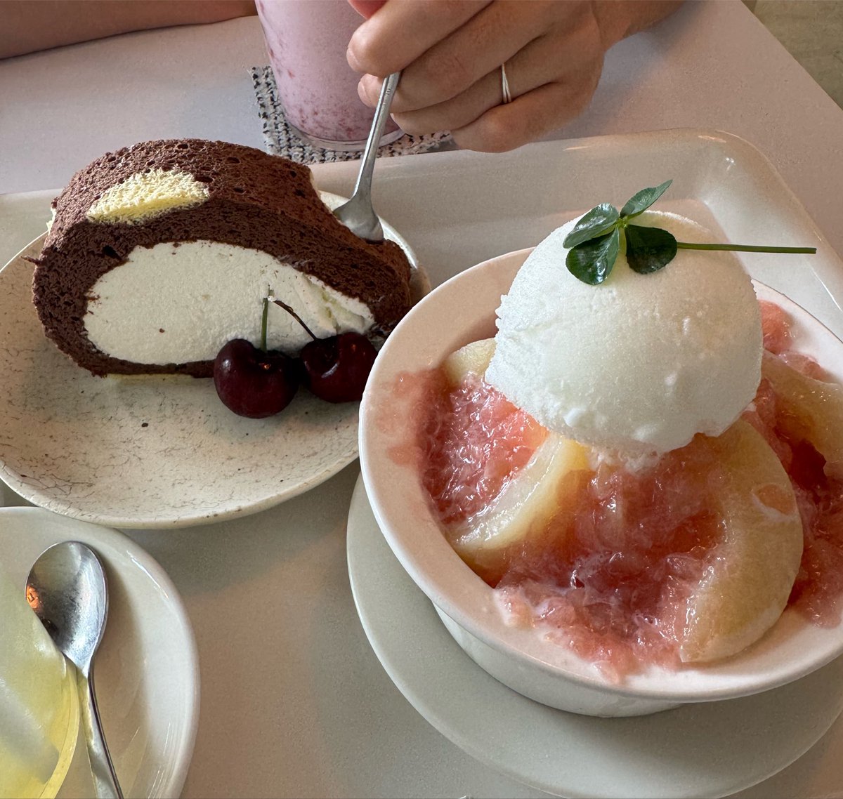 twil_es's tweet photo. 행궁동にあるカフェ雰囲気可愛くてだいすき👍🏻💖💖 https://t.co/ziNE2G2Hqt