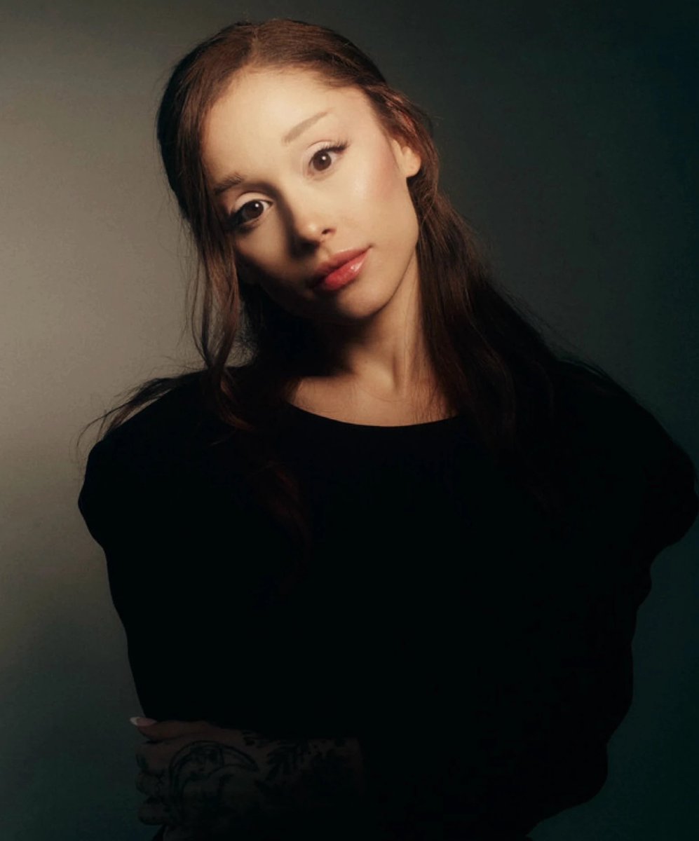 AGDailyData's tweet photo. Spotify Global — Weekly Top Artists:

#1. Ariana Grande (+5) *New Peak* https://t.co/rOkDsSu4Yd
