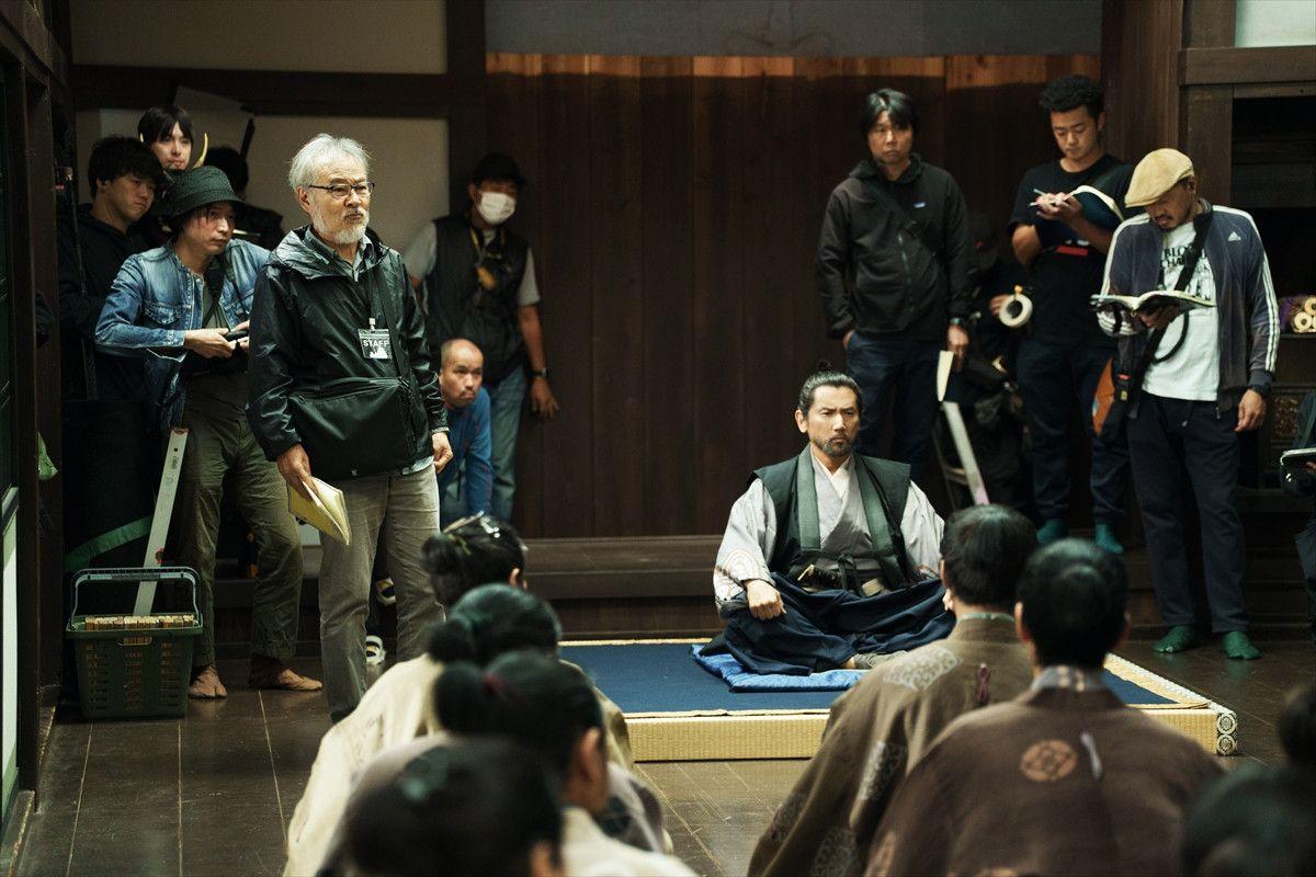 Slant_Magazine's tweet photo. Read our conversation with the great Kurosawa Kiyoshi about his approach to adapting THE SAMURAI AND THE PRISONER, the film’s mixture of myth and historical reality, and its contemporary political resonance. https://t.co/3zbQ61qkFk https://t.co/sskrH3ZxIa