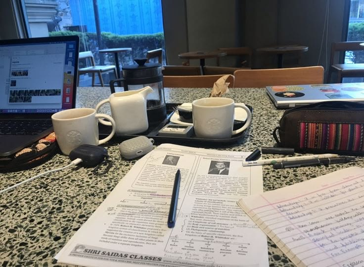 pilatesgirly's tweet photo. be delusional https://t.co/QHct7625Jf