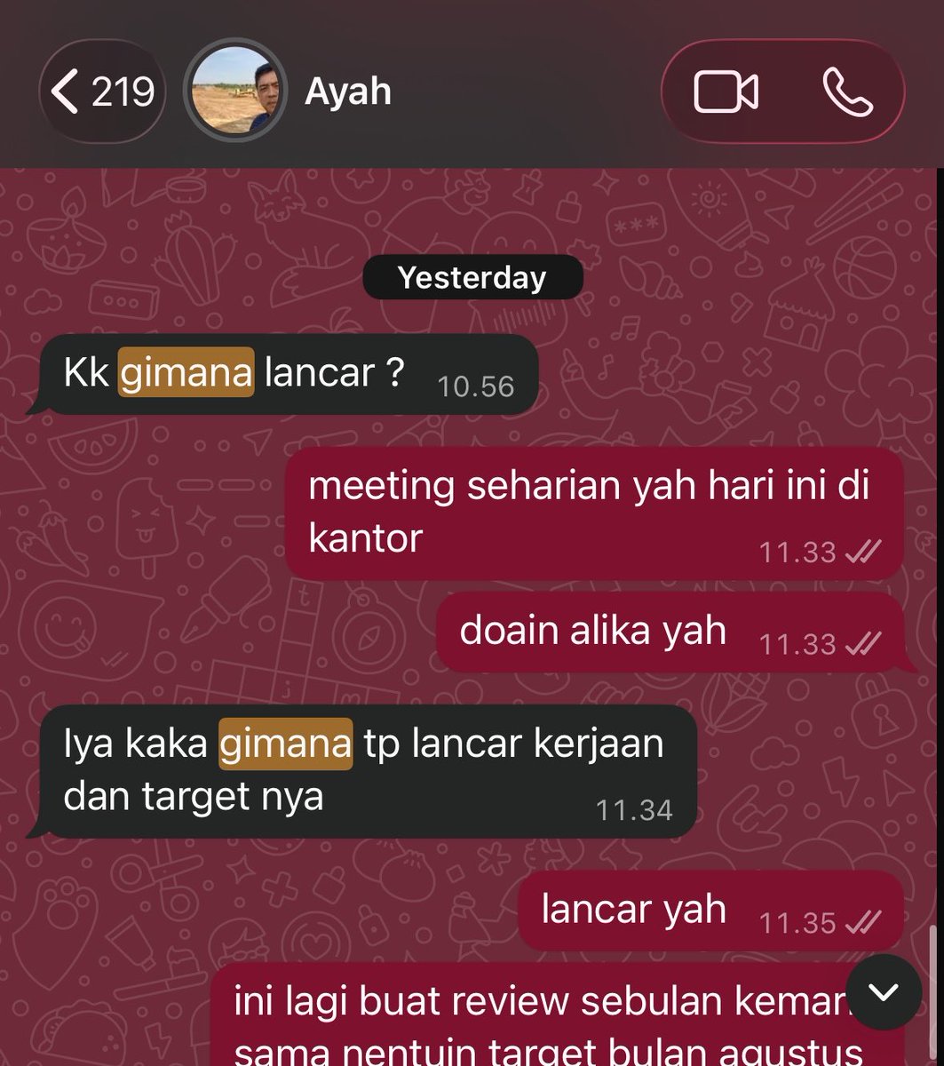 hhacppy's tweet photo. suka mellow dan pengen nangis setiap hari gak pernah absen ditanyain didoain semoga orang tuaku sehat selalu bahagia selalu panjang umur aamiin aamiin yaallah https://t.co/edIwgcpjul