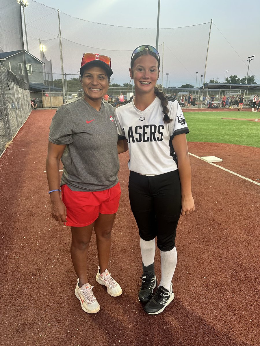 taylor_tasker_3's tweet photo. Looking forward to the Lisa Fernandez Camp this weekend! I had so much fun at camp last year and can’t wait to be back!
A few of my teammates and I, along with some other girls, will be playing together on a makeshift team called Rizz at the Showcase on Sunday! Can’t wait! https://t.co/fPRWdRNtOV