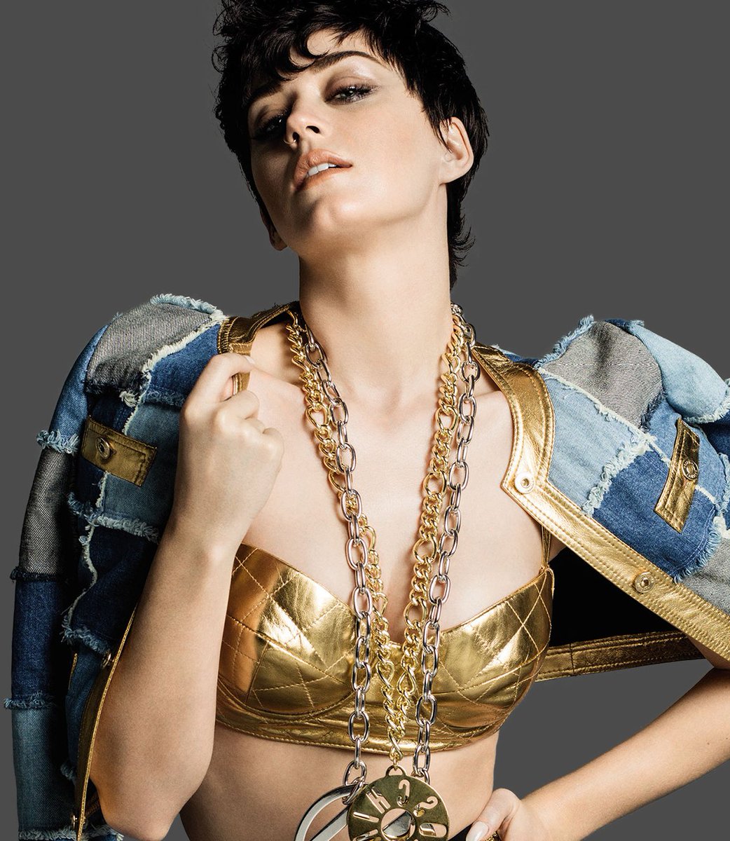 katyperryinfoo's tweet photo. Spotify Daily Artists Chart — Katy Perry:              

🌎 Global: #27 (+5) *peak #21*
🇬🇧 UK: #33 (+4) *peak #24*
🇨🇦 CA: #40 (+1) *peak #27*
🇺🇸 USA: #52 (+3)*peak #34* https://t.co/zDv5W77pvQ