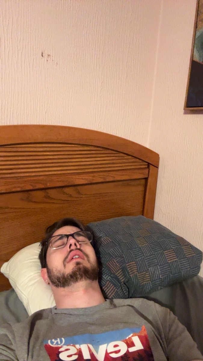 KC_ComedyHub's tweet photo. Here’s som GOOD selfies I took recently, which one should I make my new profile pic? #funny #newprofilepic #goodselfies #selfie #profilepic https://t.co/mYBJo4SF4x