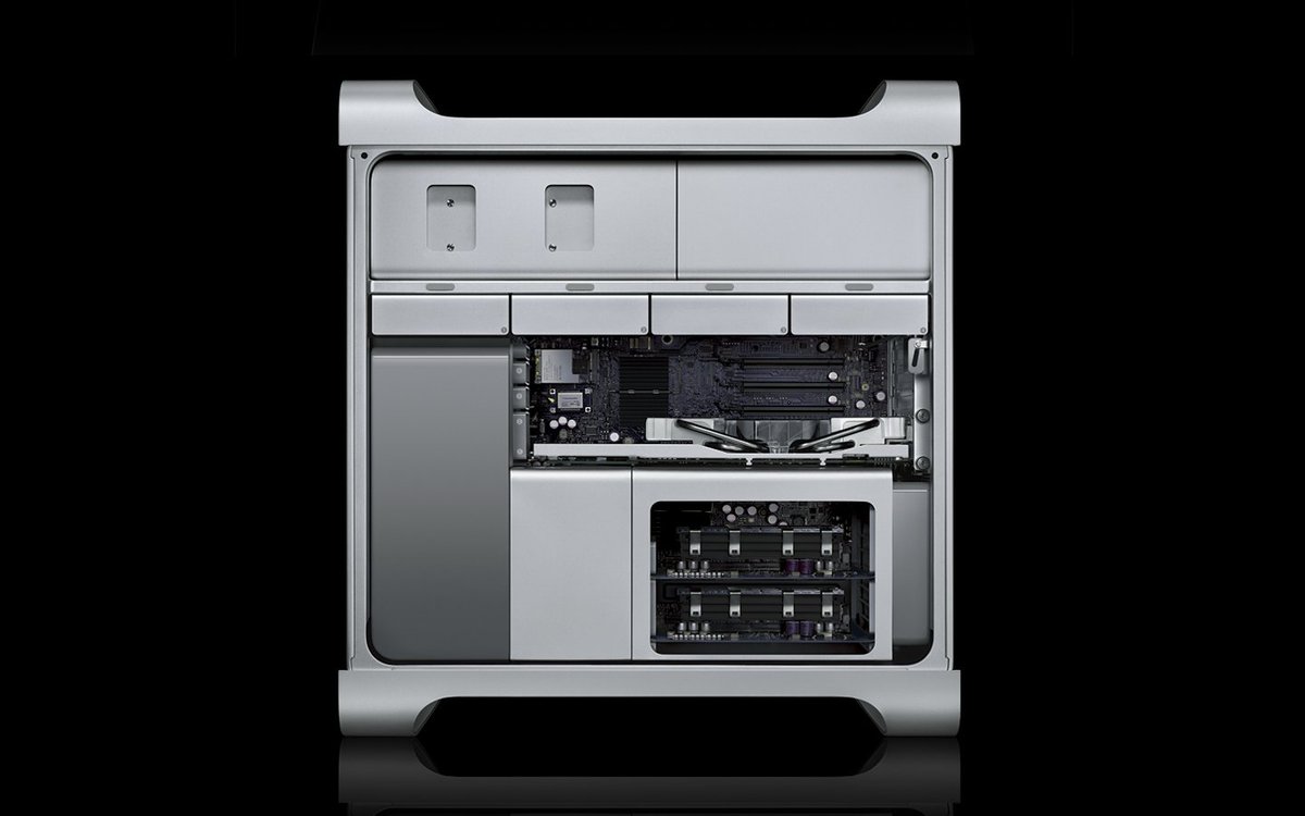 BasicAppleGuy's tweet photo. Mac Pro Turns 20 Today.

The Mac Pro launched with a 64-Bit Dual-Core Intel Xeon chip, marking the end of the transition from PowerPC to Intel Chips. Apple discontinued the Mac Pro in March, 2026. https://t.co/AGTkOWeY5s