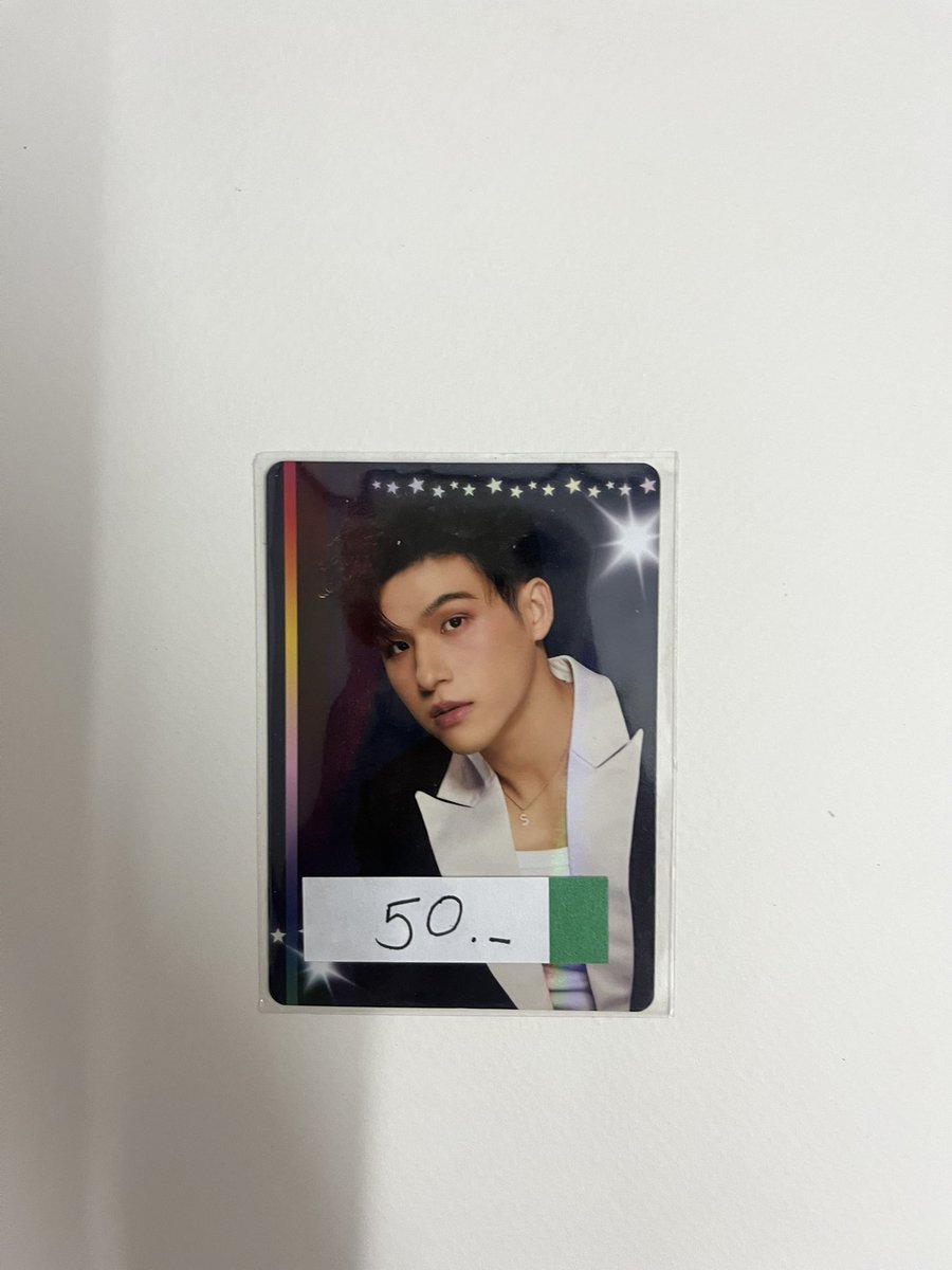tenthousandskyy's tweet photo. ปล่อยการ์ด ราคาตามภาพค่ะ 

ค่าส่งเหมาๆ 45.-

จิมมี่ซี สกาย 

#ตลาดนัดจิมมี่ซี
#ตลาดนัดGMMTV https://t.co/DsWaBXLshu
