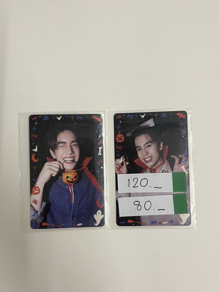 tenthousandskyy's tweet photo. ปล่อยการ์ด ราคาตามภาพค่ะ 

ค่าส่งเหมาๆ 45.-

จิมมี่ซี สกาย 

#ตลาดนัดจิมมี่ซี
#ตลาดนัดGMMTV https://t.co/DsWaBXLshu