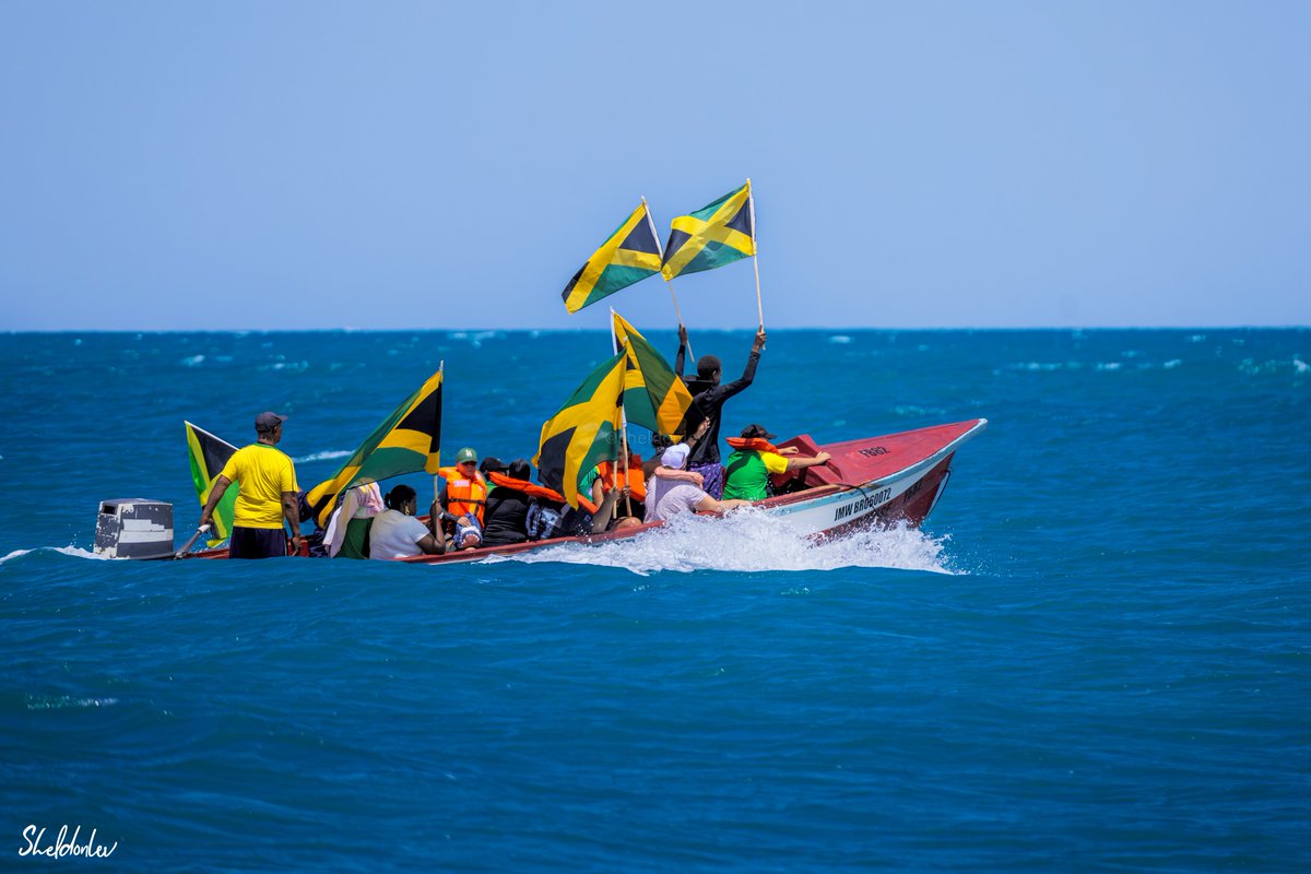 sheldonlev's tweet photo. Treasure Beach celebrates its annual Jamaica's Independence flag parade https://t.co/RxAVnJrPH7