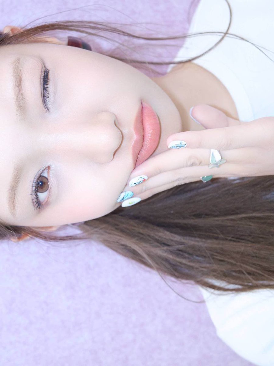 pseoyeonpic's tweet photo. MEET TUIDE : #SEOYEON #서연 

Name: Seoyeon
Date Of Birth: March 4, 2008
Date Of Debut: August 24, 2026
Nationality: korean
Hobbies: journaling
Representative Emoji: 🍿

#TUIDE #튜이드 https://t.co/VIVcp7zihD