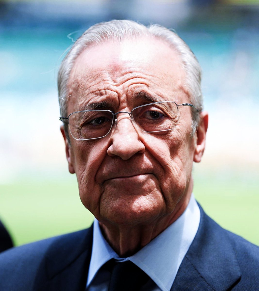 theMadridZone's tweet photo. 🚨 CONFIRMED: Real Madrid will NOT sign a MIDFIELDER: IT’S OVER.

Real Madrid say they have ENOUGH players in midfield. @tjcope https://t.co/dMe9aTsBTr