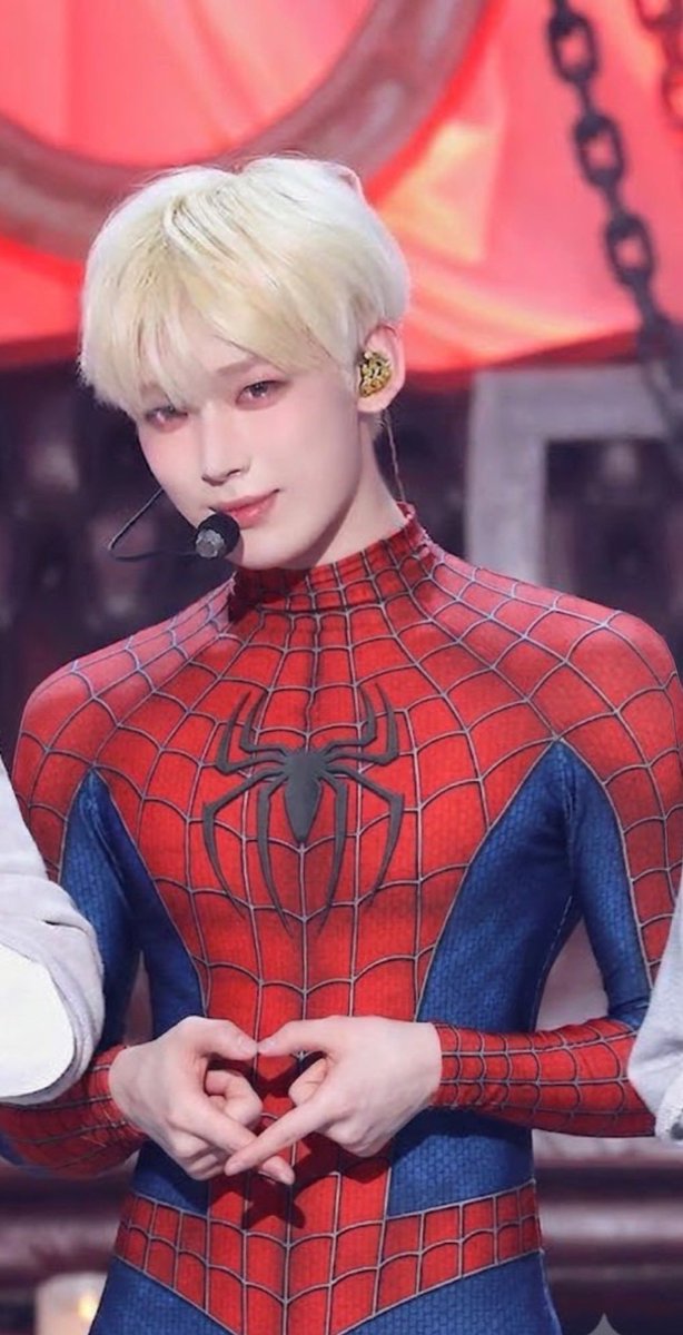 sulENsun's tweet photo. #퇴트
오늘 첫콘이네 다들 잘 다녀와!! 진짜 설렌다 https://t.co/WRHYedBWax