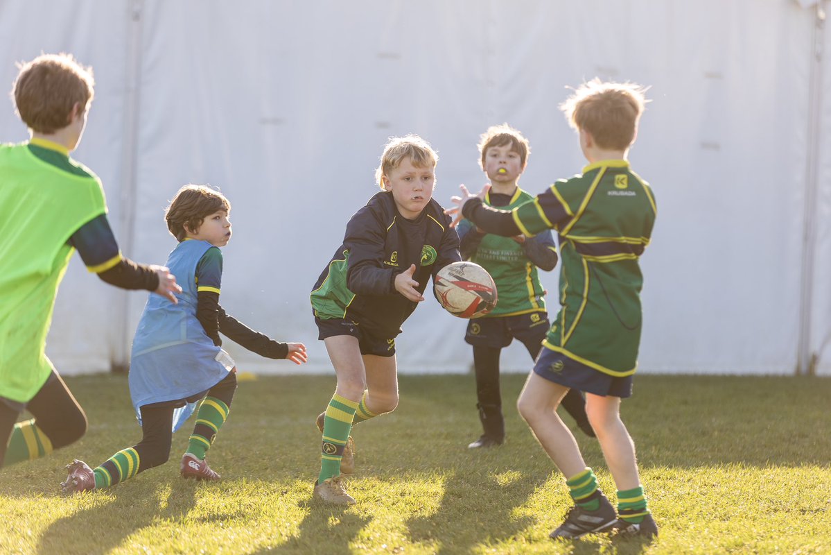 bluesfoundatio1's tweet photo. Want prime position on @BedfordBluesRFC matchdays? Our Guard of Honour might be perfect 🙌

✅ Guard of Honour
✅ Training session pre-game
✅ Meet Blues players
✅ Free tickets

Contact tomb@bluesfoundation.org.uk to register interest! Blues are back on Fri 21 Aug &amp; 11 Sep 🏉 https://t.co/vinWTpKeMF