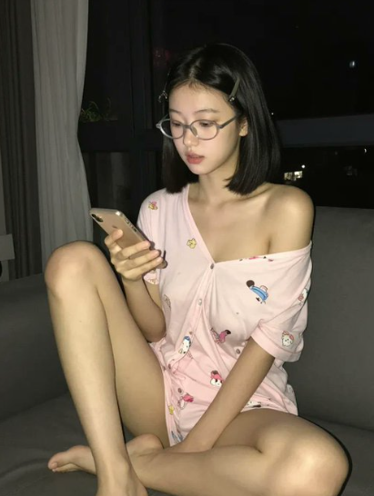 LamarreNomie's tweet photo. https://t.co/TjUBr8wKnt
https://t.co/DII5ncMHhj https://t.co/vkkpn3M0pj