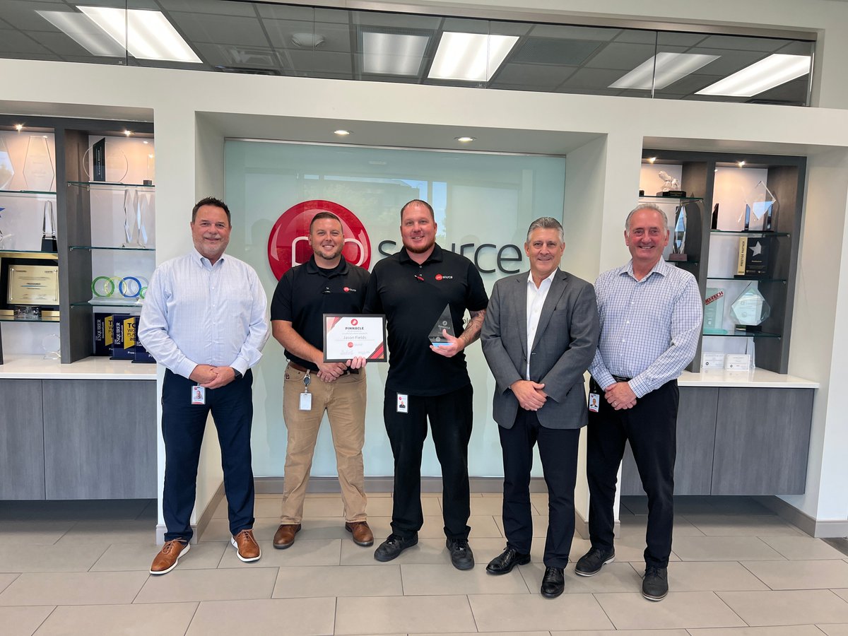 totalprosource's tweet photo. Meet our second quarter Pinnacle Performer, Jason Fields!

Jason goes above and beyond to ensure every delivery and installation is a positive experience. His commitment to teamwork and customer satisfaction makes a lasting impact.

Thank you, Jason, for everything you do! https://t.co/F0T8YZ84wM