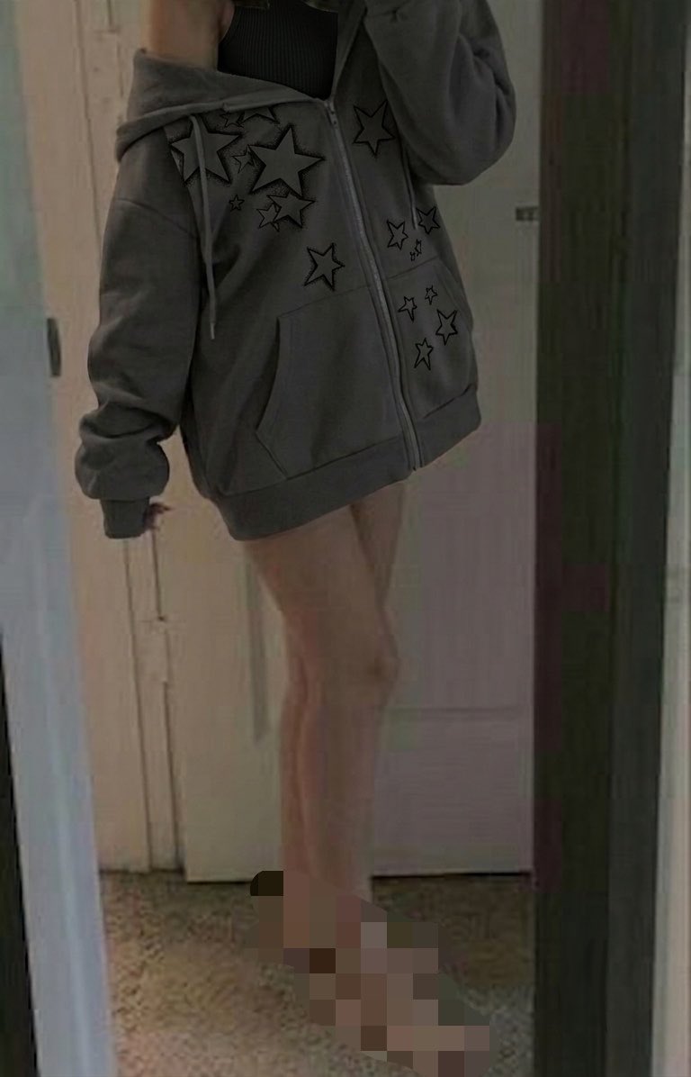 Thelavist's tweet photo. I got this hoodie https://t.co/FcQC1jYxlN
