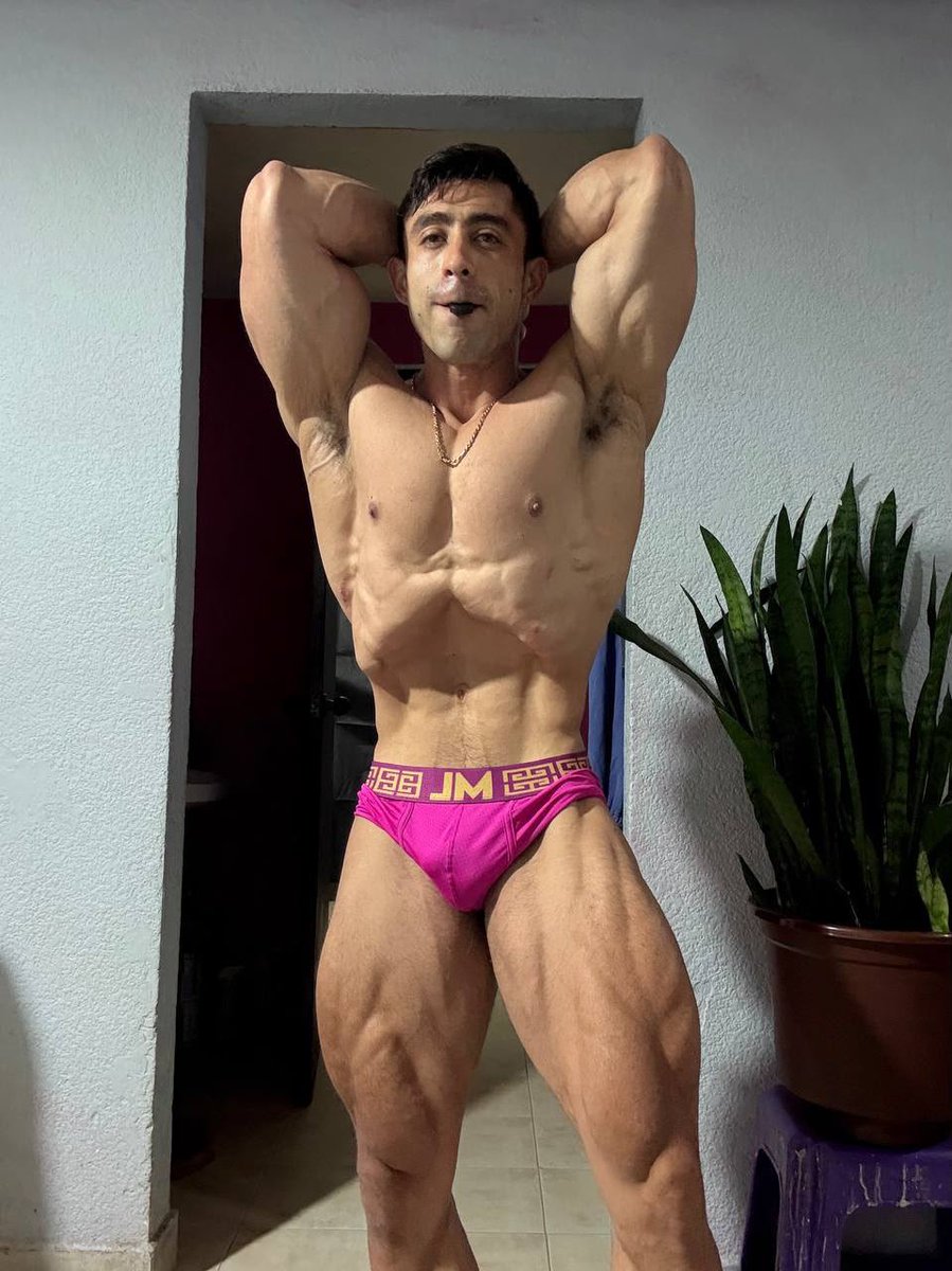 AquinoFitness's tweet photo. Aquino Physique Fitness https://t.co/BSLDpiT1lp