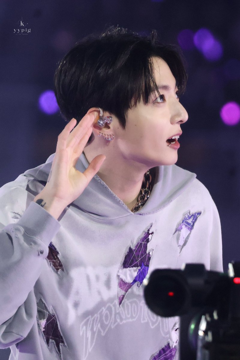 YYPIG97's tweet photo. 세상에서 제일 예쁜 토끼예요(ᐢ ܸ. .ܸ ᐢ)♡
 #정국 #JUNGKOOK 
#BTS https://t.co/QkPvWKLnqf