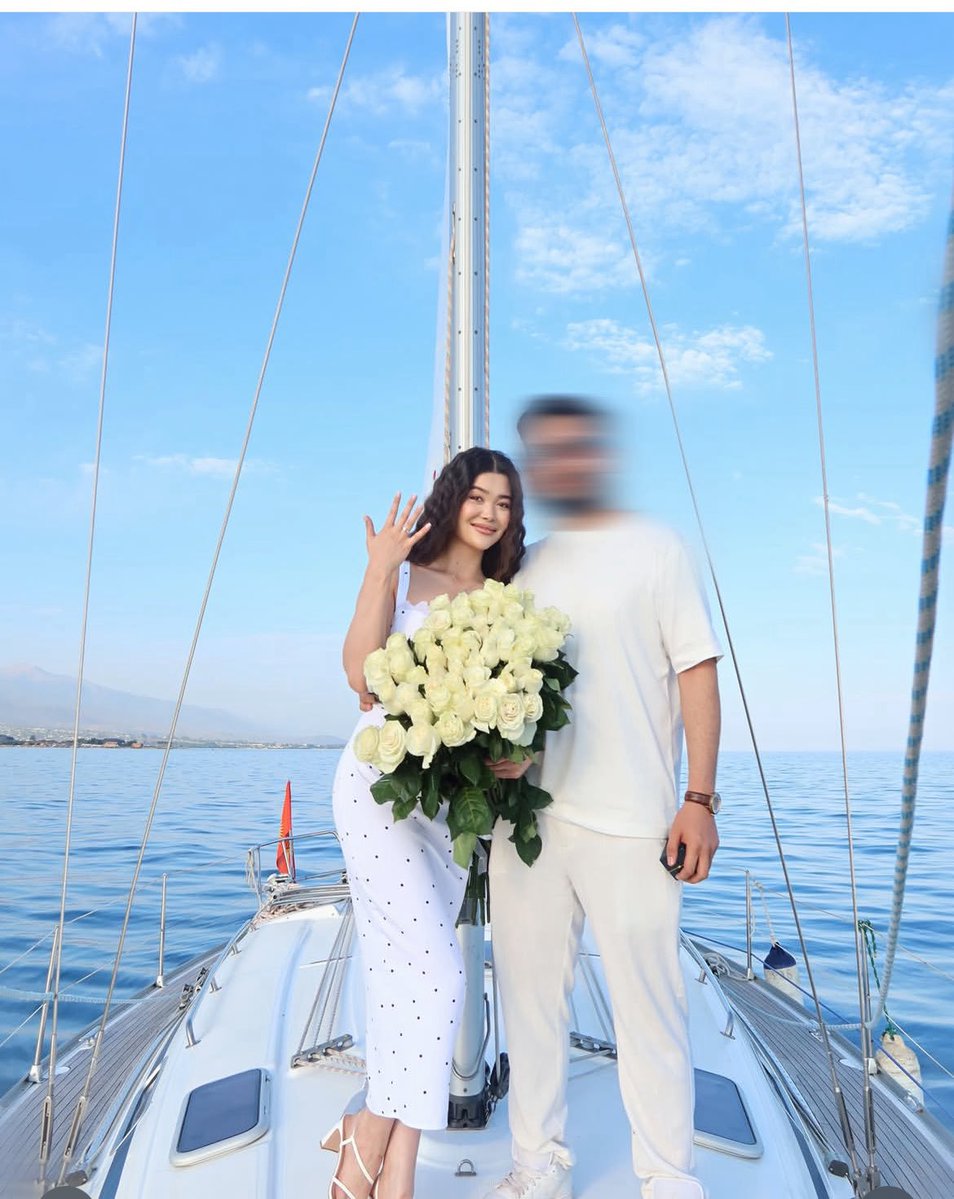 EsDeMamador's tweet photo. Se andan desviviendo por las churpias asi y ellas les borran la cara en redes aunque proponen matrimonio xd https://t.co/0bR9IL1klp