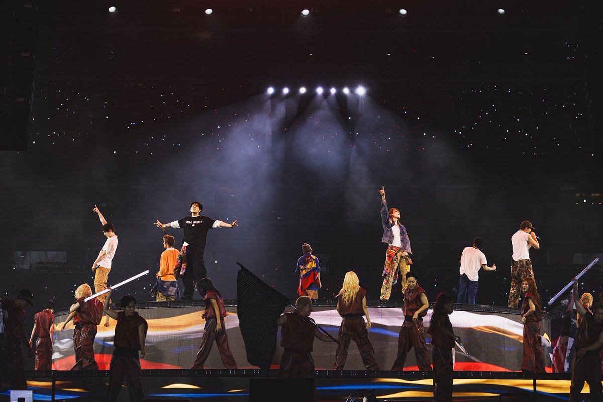 XFashion's tweet photo. BTS WORLD TOUR ARIRANG continues to deliver 

@bts_bighit stuns on stage in full @RalphLauren looks https://t.co/y54tDSnIkv