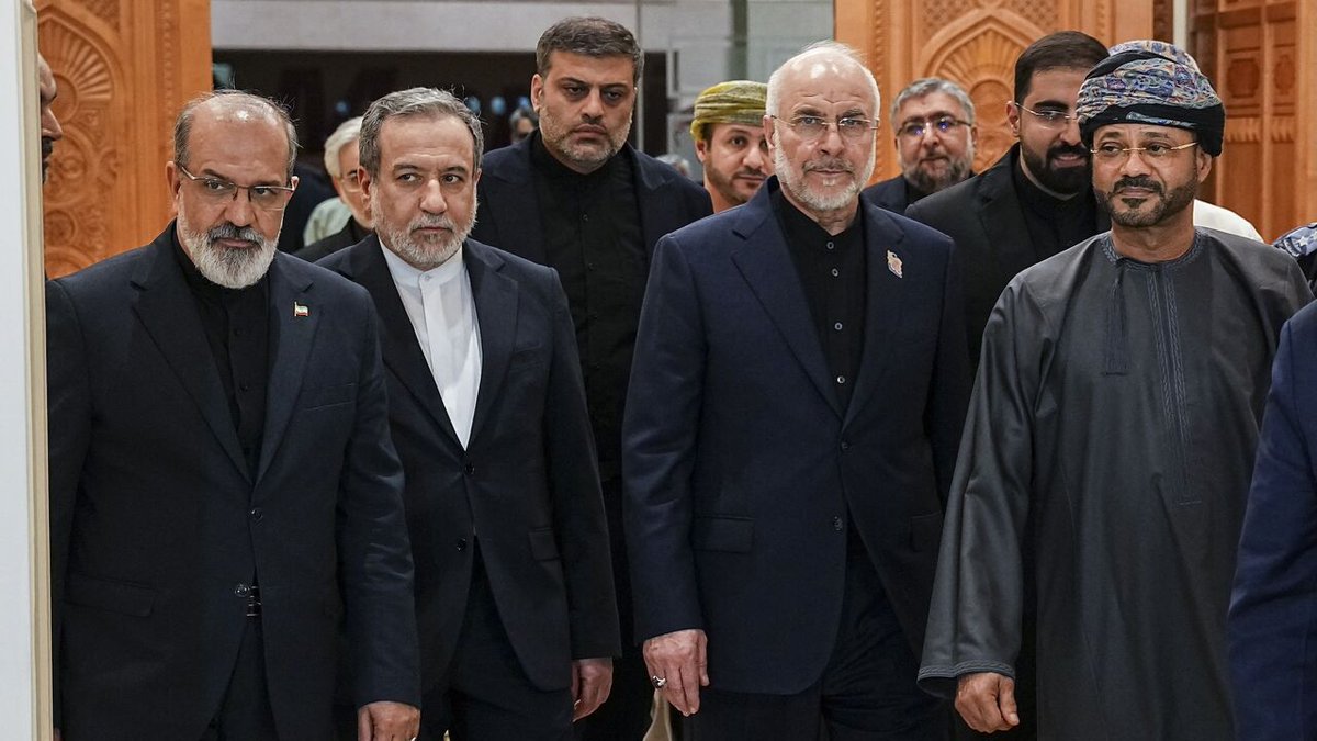 RealPepeEscobar's tweet photo. And here's the new rock supergroup Hormuz. 

About to launch their first hit single. https://t.co/hDEZt8hkn6