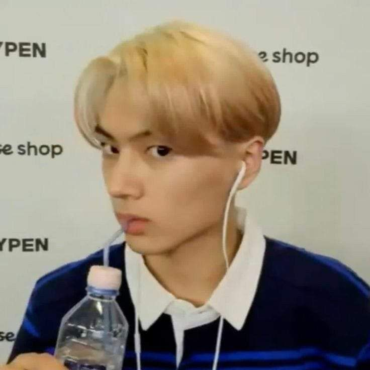 appleenha's tweet photo. Sorry..what are you doing ??🤨🤨

Jay is judging you bc your not dropping tags 🫩

im watching you too 👹

fighting !!

大切なリキを守ろう。
#ENGENEs_Stand_With_Ni_Ki
#BELIFT_Defend_Your_Artists https://t.co/q06z9Knygj
