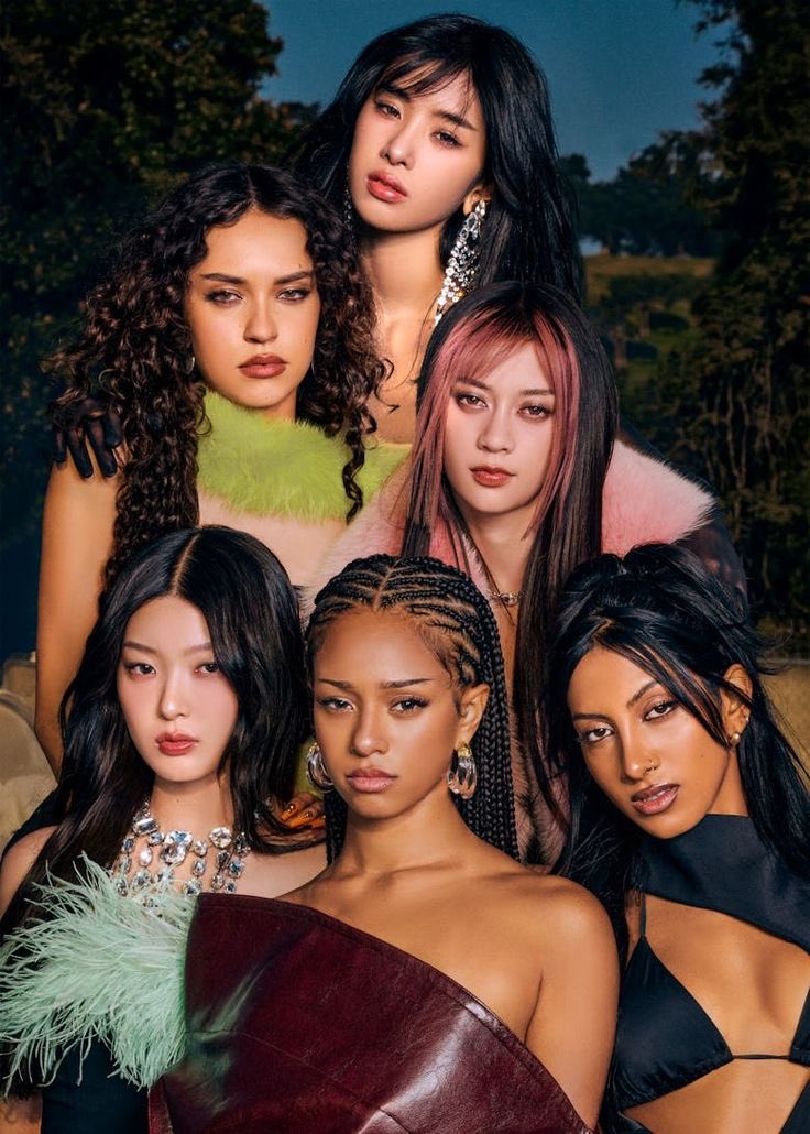 QGdoPOP's tweet photo. Sophia, do KATSEYE, ficará afastada temporariamente do grupo para cuidar de sua saúde mental e bem-estar. https://t.co/TiBQvE9XV1
