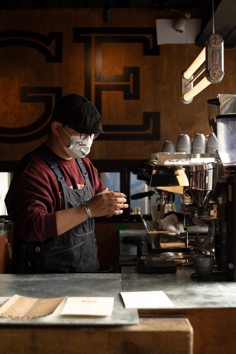 kais_mohd's tweet photo. Midweek slump hitting hard — coffee in one hand, to-do list ignored in the other. This 10-minute break’s the only win today.， https://t.co/dKyOnYkwuE