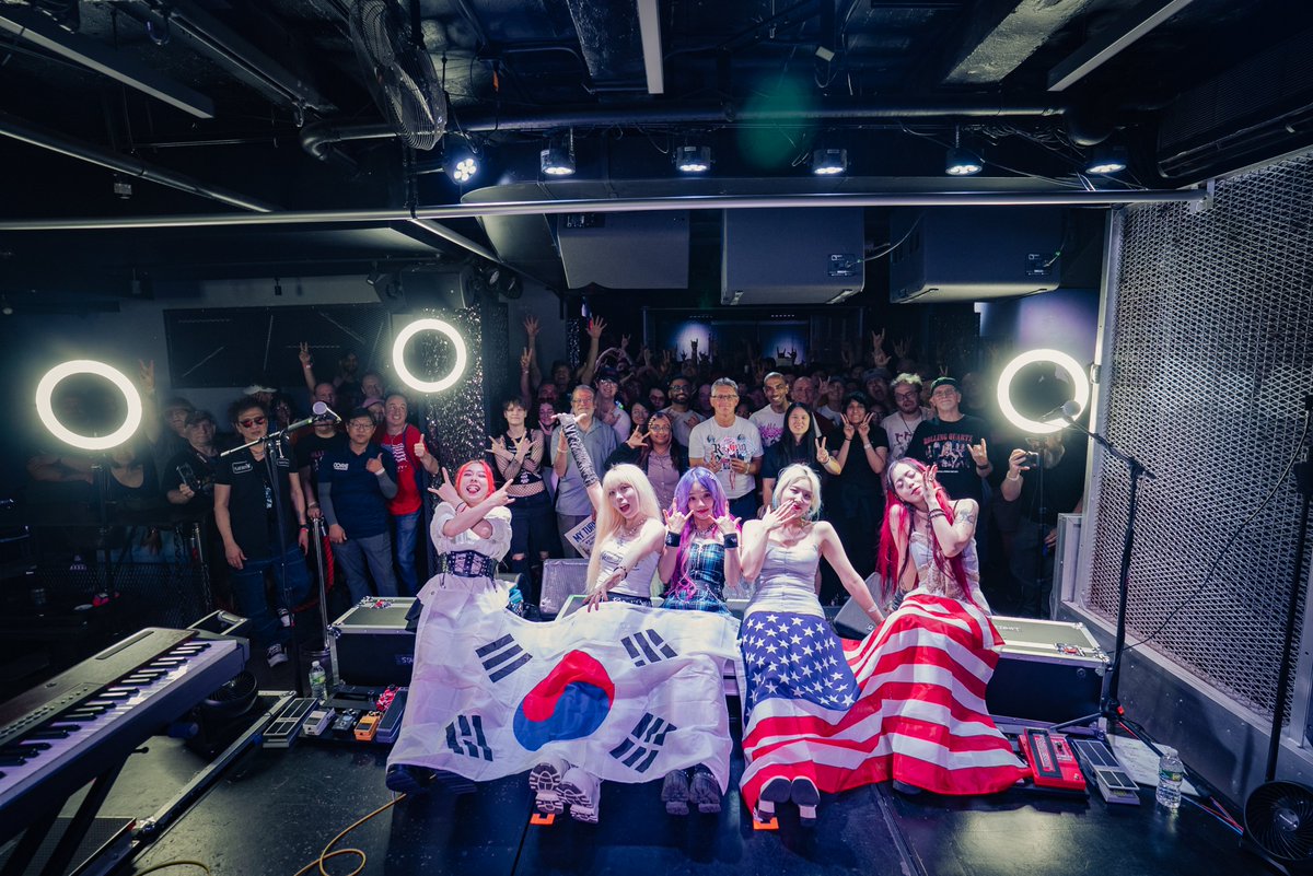 Rolling_Quartz's tweet photo. See you again NEW YORK CITY Diadem
See you soon BOSTON Diadem :)

[2026] NORTH AMERICA TOUR 🇺🇸 🇨🇦 July 15 - October 9 / Ticket: https://t.co/EQ9VsocdnV

💎❤️🇨🇦🇺🇲👑

#RollingQuartz #UStour2026 #CANADAtour2026 https://t.co/xA6l9eGpgc