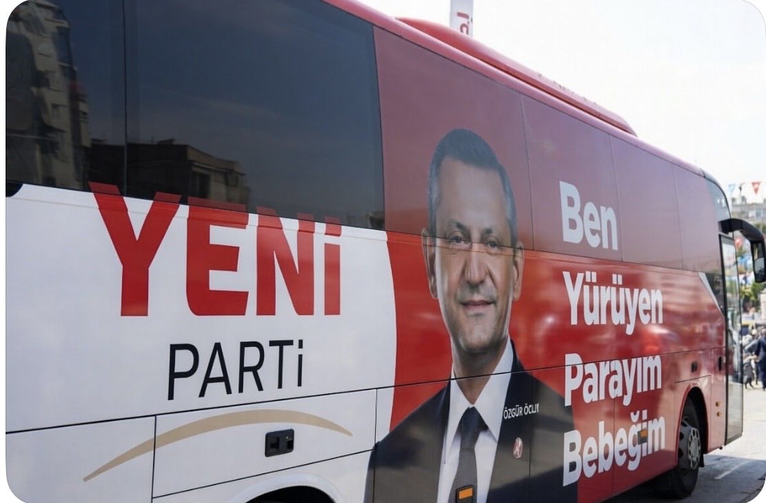 Si_Ne_M_'s tweet photo. Olmuş valla, yüklü bağış alır bu slogan..
😄 https://t.co/tL1pPdpEbg