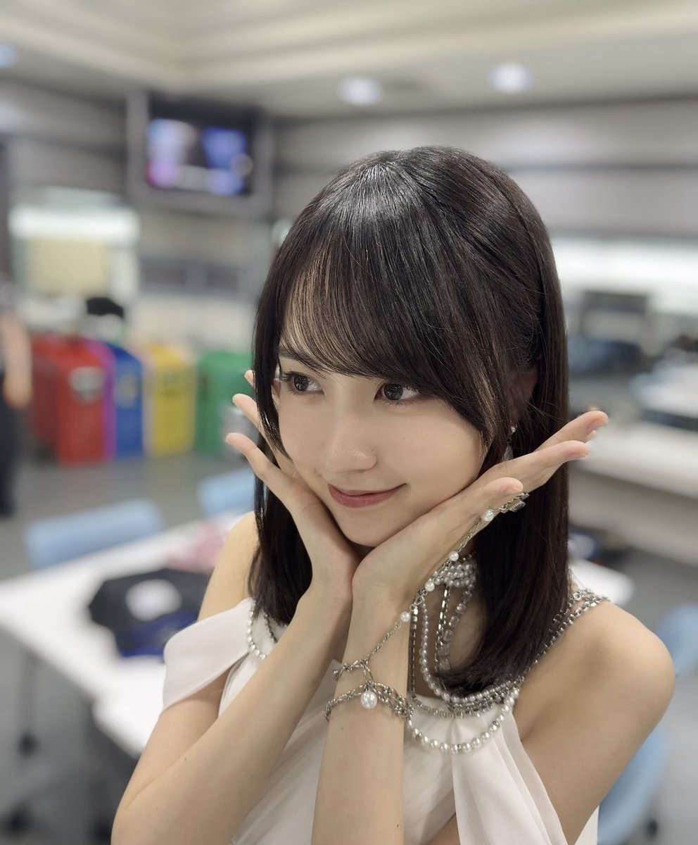 yu__tsuki__'s tweet photo. かっきー25歳のお誕生日おめでとう🎉
かっきーの素敵な笑顔に何度も救われました！
これからもかっきーらしく頑張ってね！
令和8年8月8日、8に愛されたかっきー🫶🏻
幸せ溢れる素敵な一年になりますように！
#賀喜遥香
#賀喜遥香��誕祭
#賀喜遥香生誕祭2026 https://t.co/4RppiQfc8h