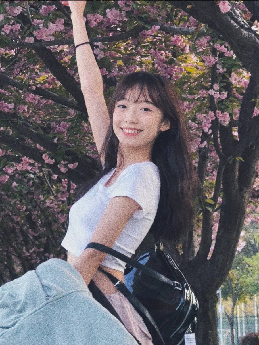 coco051139830's tweet photo. 京城少女 搭讪认识年龄挺小的 很嫩 毛毛好少 穿着白��的细腿真迷人

完整版视频电报群已更新
免费预览群🔗 https://t.co/7aQpmgVpIZ

自助下单🔗 https://t.co/2awENeeW7b

@Sentoyun
@Sentodan
@Sentofen
@Sentoqing https://t.co/peDnq49xkK