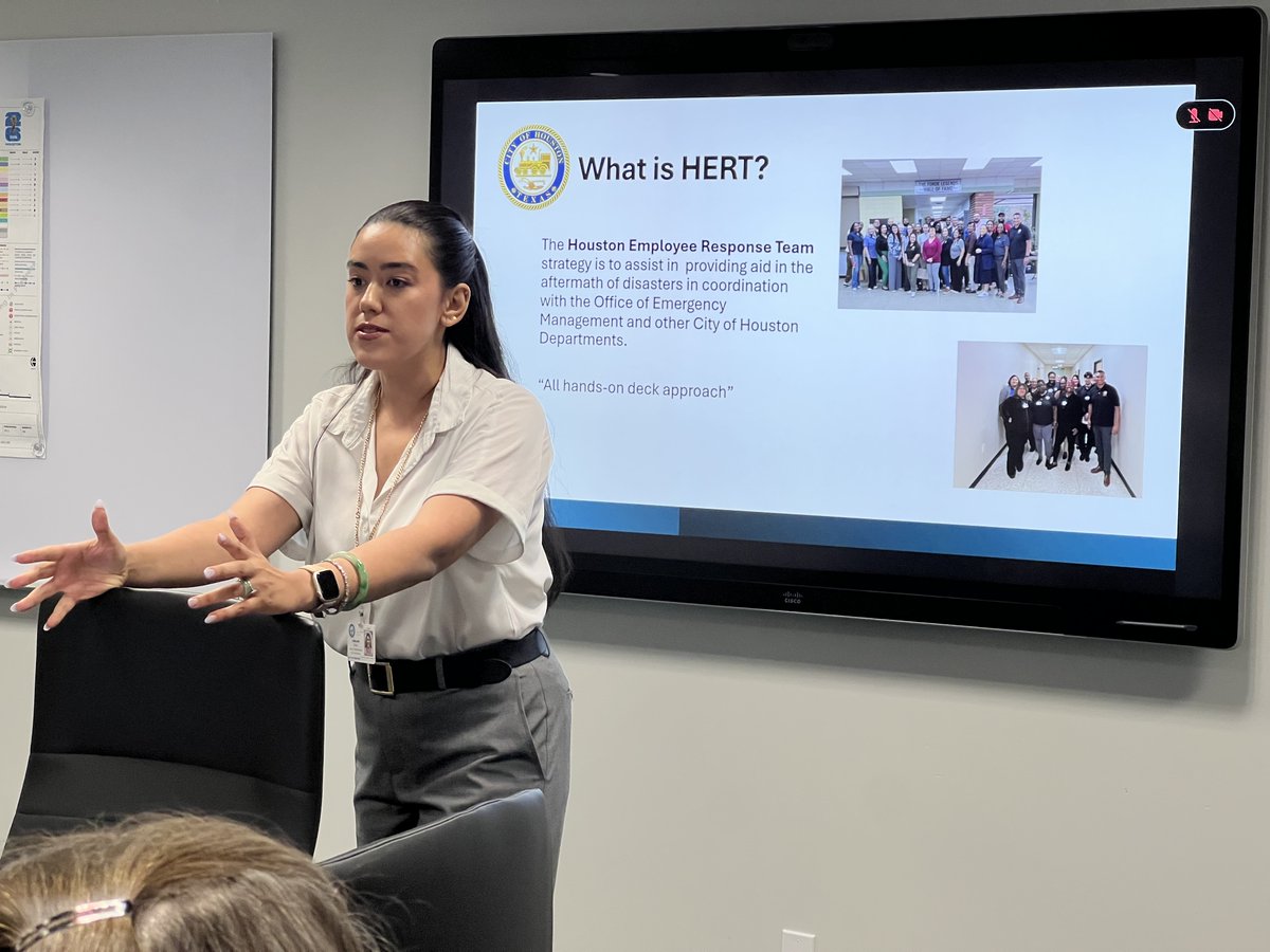 NeighborHOU's tweet photo. The Department of Neighborhoods and the Legal Department recently completed another successful HERT training, strengthening Houston's emergency response readiness.
#HoustonDON #HERT #ReadyHouston #ThePeoplesDepartment #HOUneighborhoods https://t.co/Vi9WnQSsHt