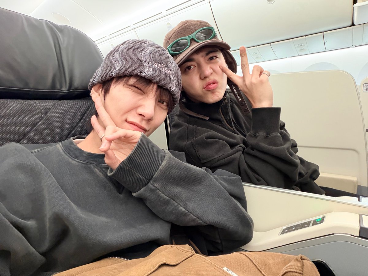 hjszones's tweet photo. cutie cheolshua selfies 🫶🏼

#난_언제나_승철이편_생일축하해
#Its_BOSS_SCOUPS_Day https://t.co/hYQriCcFCx