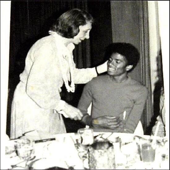 ilmjsm_'s tweet photo. Michael Jackson and his tutor Mrs. Rose fine https://t.co/QoIRAhMkoM