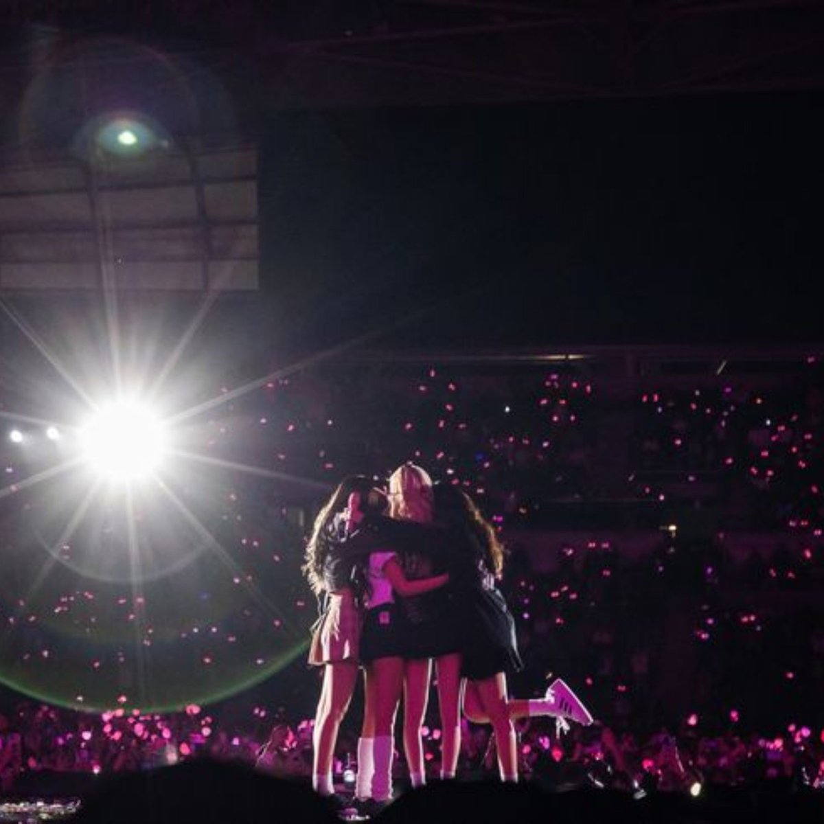 _RubyCat's tweet photo. DECADE WITH BLACKPINK
#BLACKPINK10thAnniversary #BLACKPINK_FOURever
#10YearsWithBLACKPINK 
#10주년_블랙핑크_포에버 https://t.co/nb7JvoaheM