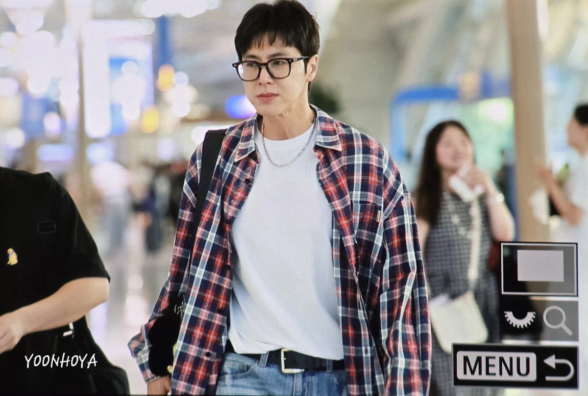 YOONHOYA_COM's tweet photo. 260807 인천공항 윤호출국
: 이른 아침 유노랑이와 함께 아투 시작!!

#유노윤호 #정윤호 #UKNOW #TVXQ!
#UKNOWPROJECT26 #Macau https://t.co/oxwWPMyrp5