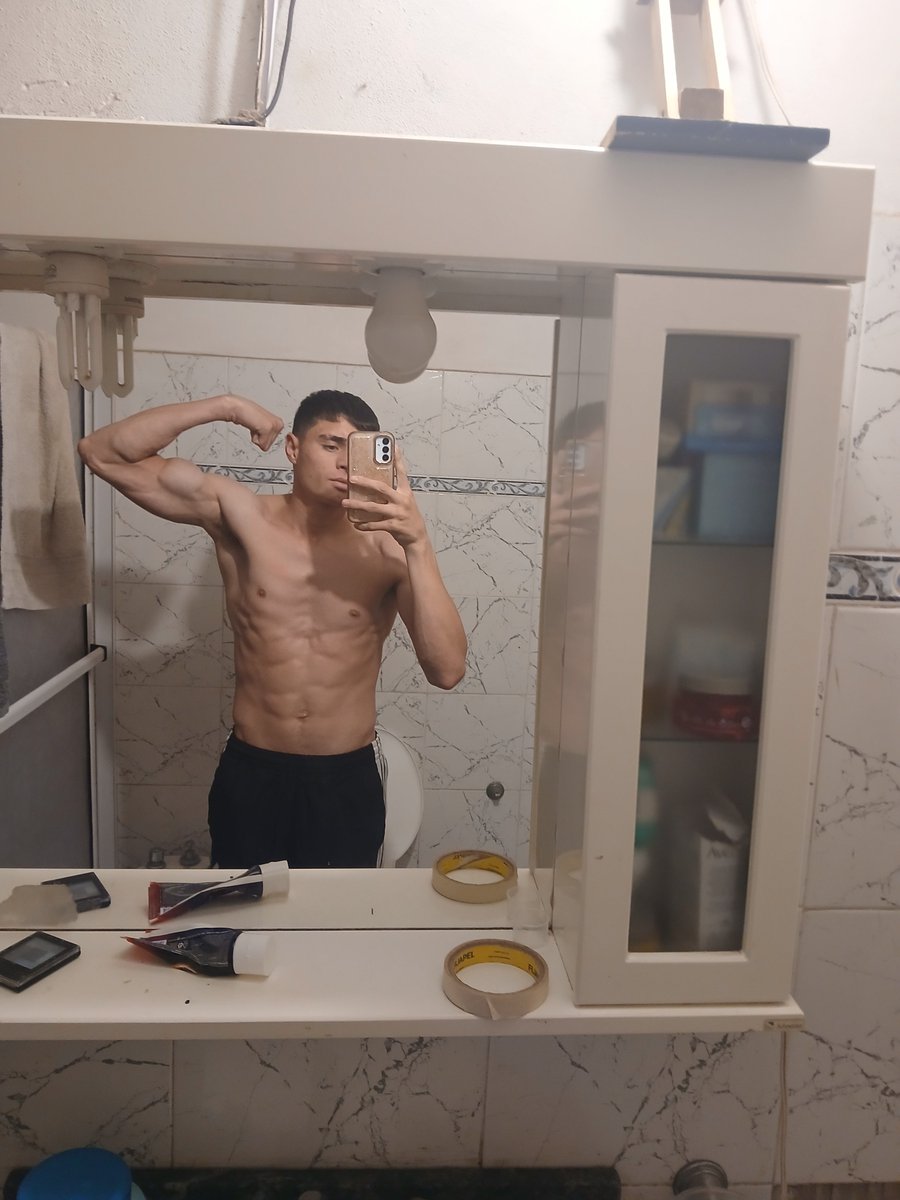 LaguiaBrian's tweet photo. 🥊✅️ https://t.co/CsZ4urqhC2