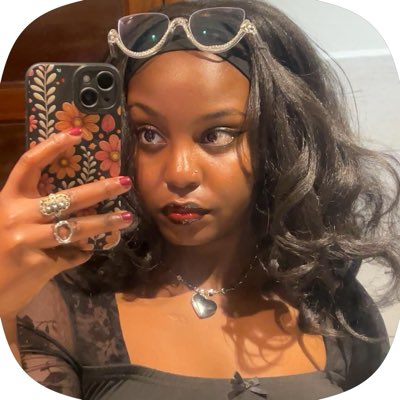 _ash_m_xx's tweet photo. #NewProfilePic https://t.co/5WnRSVIr6S