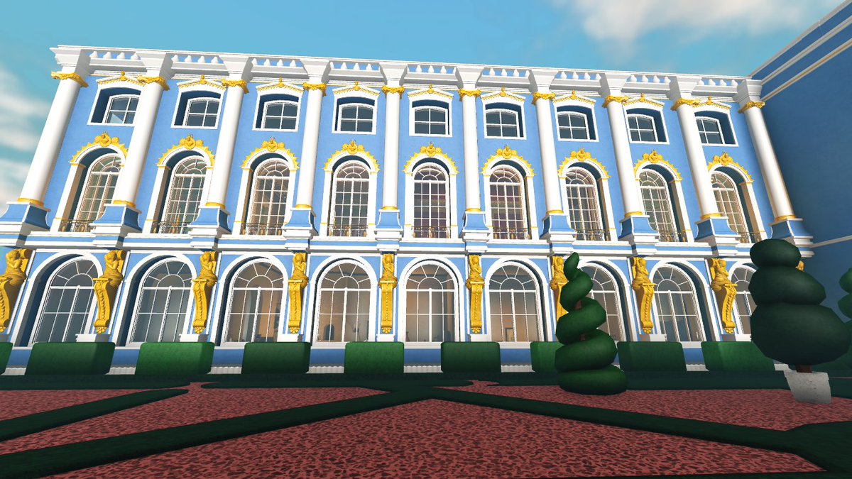 thekiler_brb's tweet photo. I finished my baroque palace, interior and exterior done with 95% plot data #bloxburgbuilds #bloxburgpalace #bloxburg https://t.co/SOuGwSFYsS