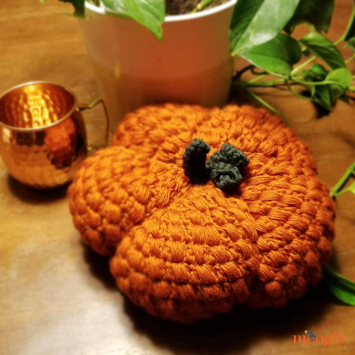 mooglyblog's tweet photo. Add a #crochet touch to your fall decor with the Plush Puff Pumpkin! 💕
💻Blog FREE: https://t.co/KL734832tw
🧶Ravelry: https://t.co/xOXoL4bICh
🎃Etsy: https://t.co/DKmngUeAlk
💜GoSadi: https://t.co/ThdBWHPVrI https://t.co/3W3bpf5a9T